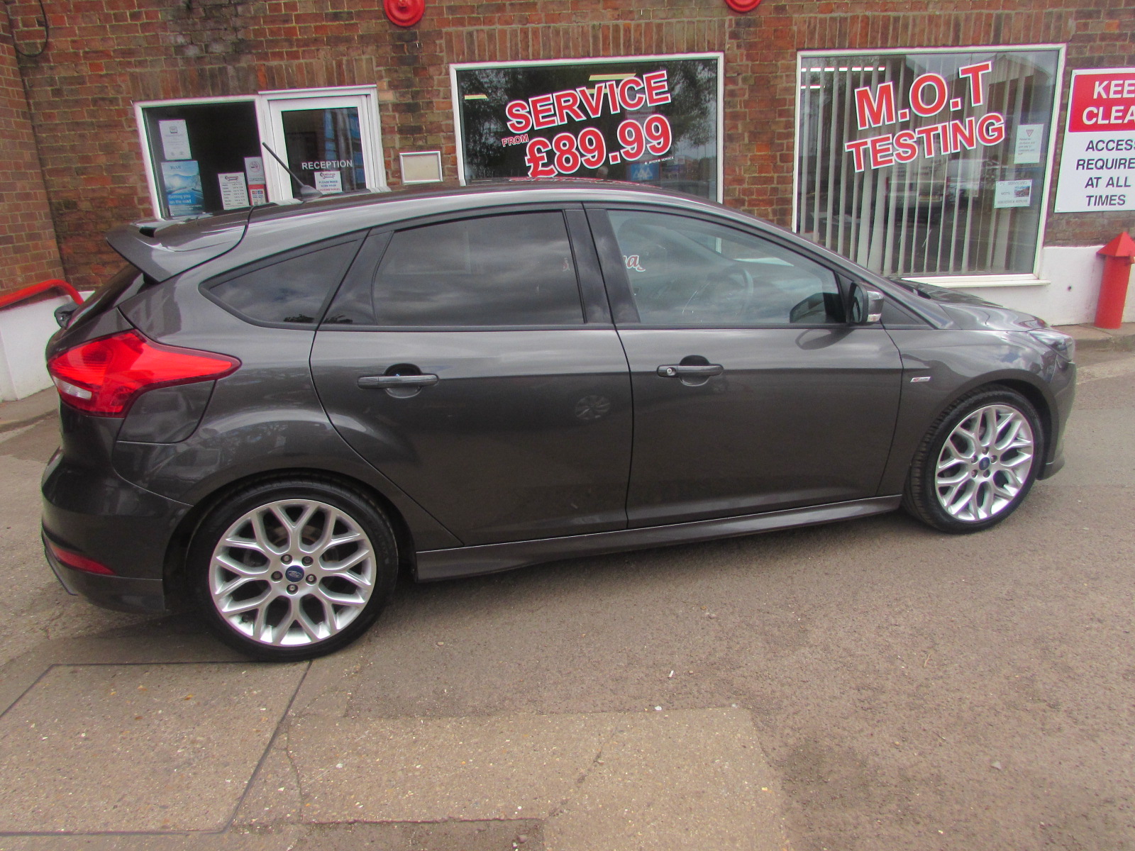 2018 FORD FOCUS ST-LINE - Image 4