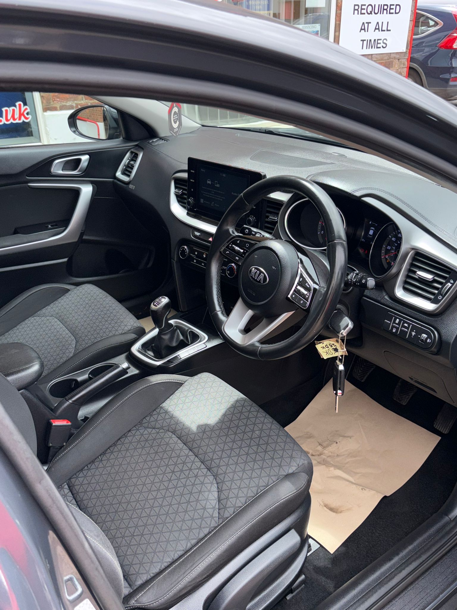 2021 KIA XCEEED 2 ISG - Image 5