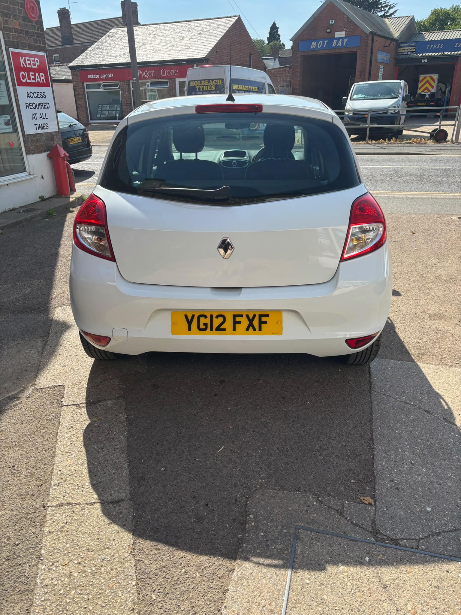2012 RENAULT CLIO EXPRESSION PLUS 16V - Image 4